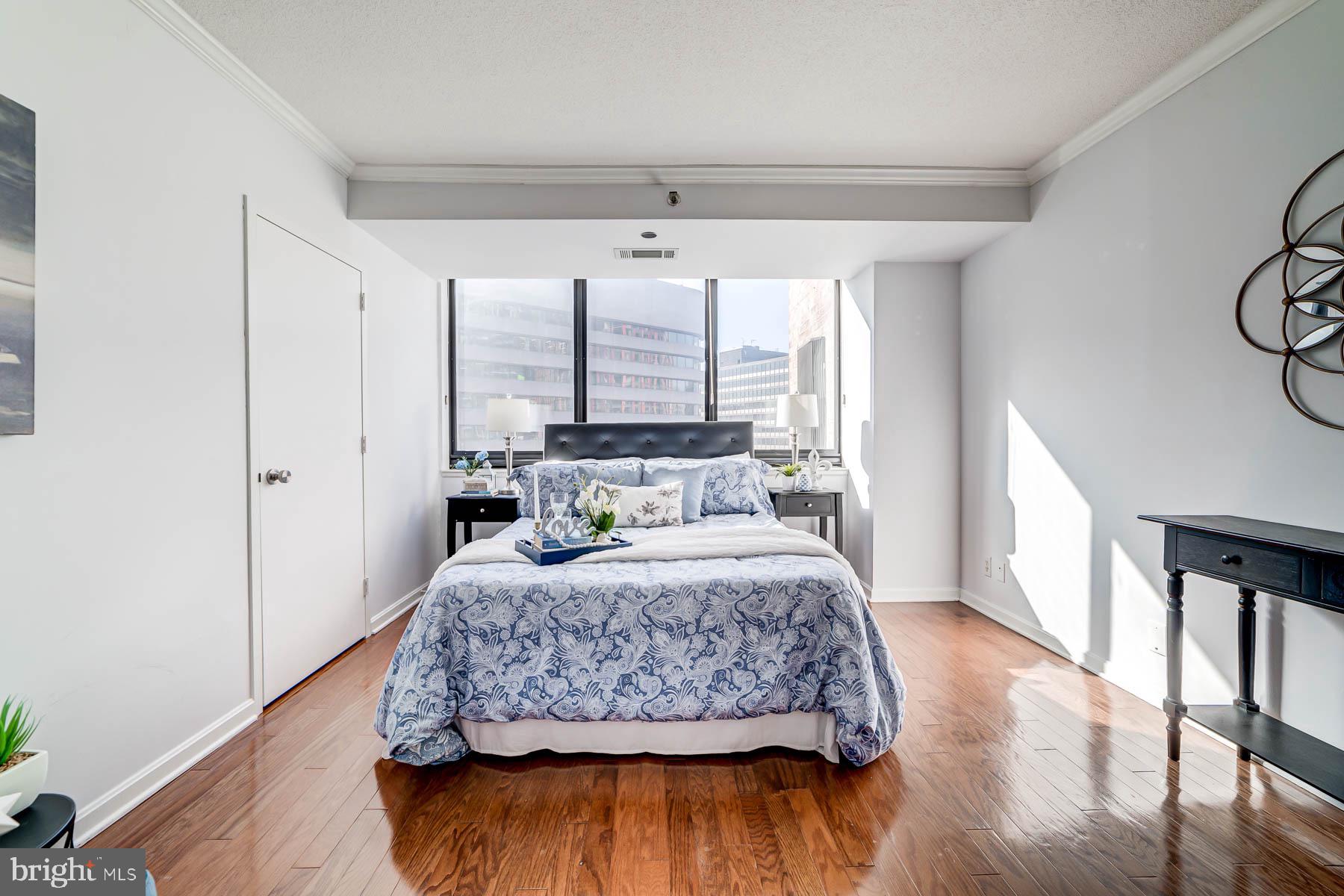 CRYSTAL PARK - Residential