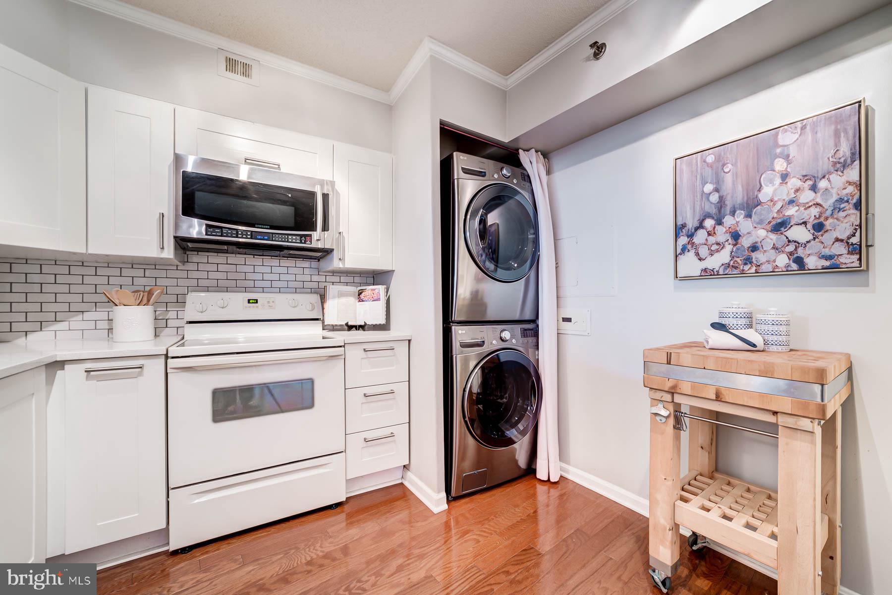 CRYSTAL PARK - Residential