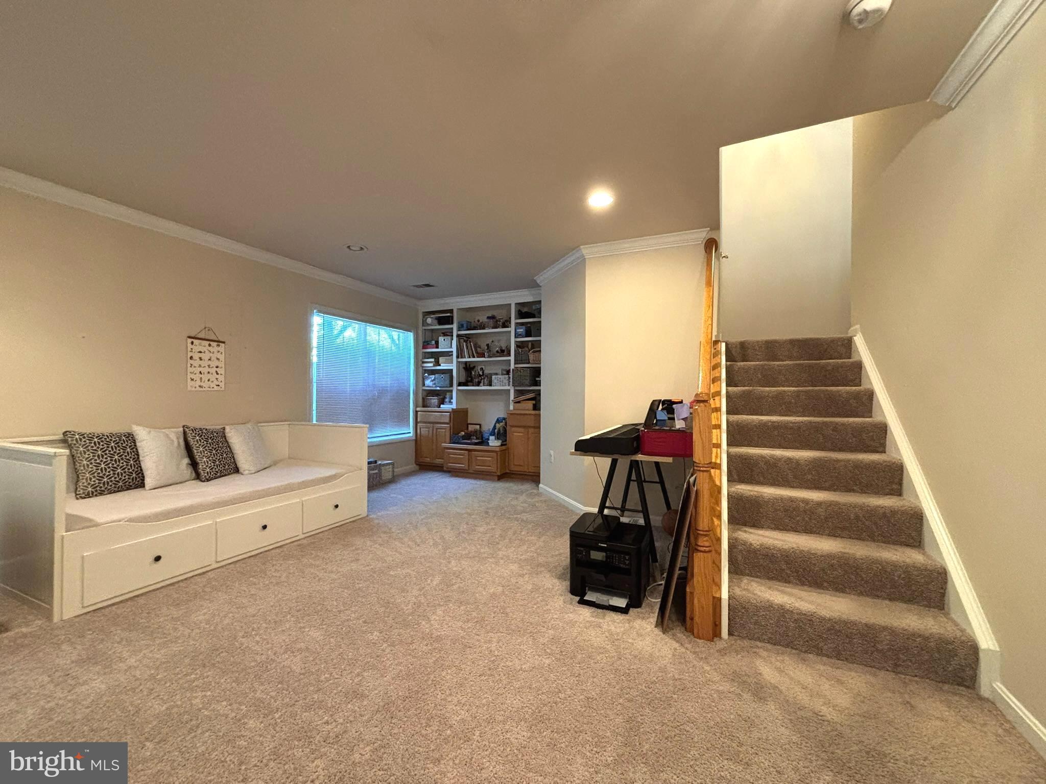 KENSINGTON COURTS - Residential Lease