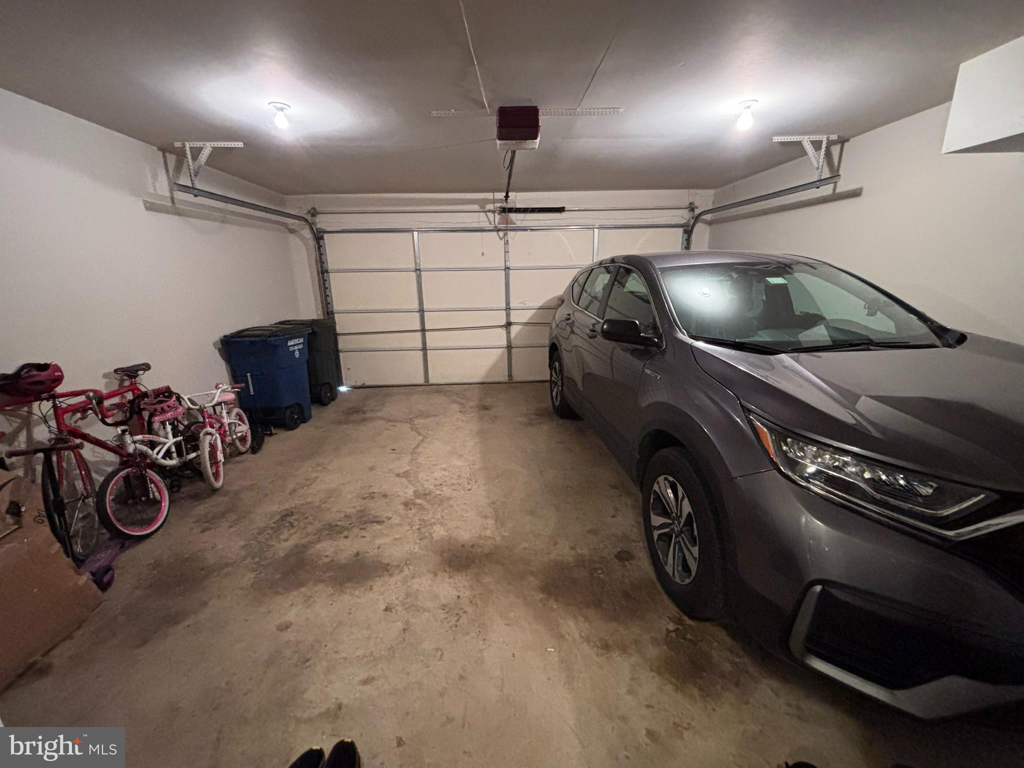 KENSINGTON COURTS - Residential Lease