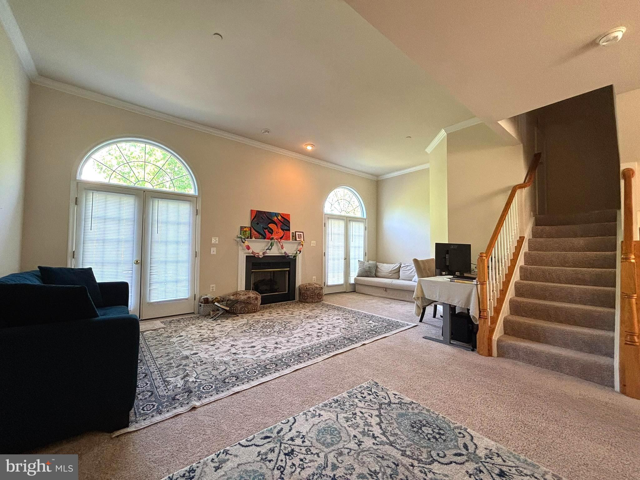 KENSINGTON COURTS - Residential Lease