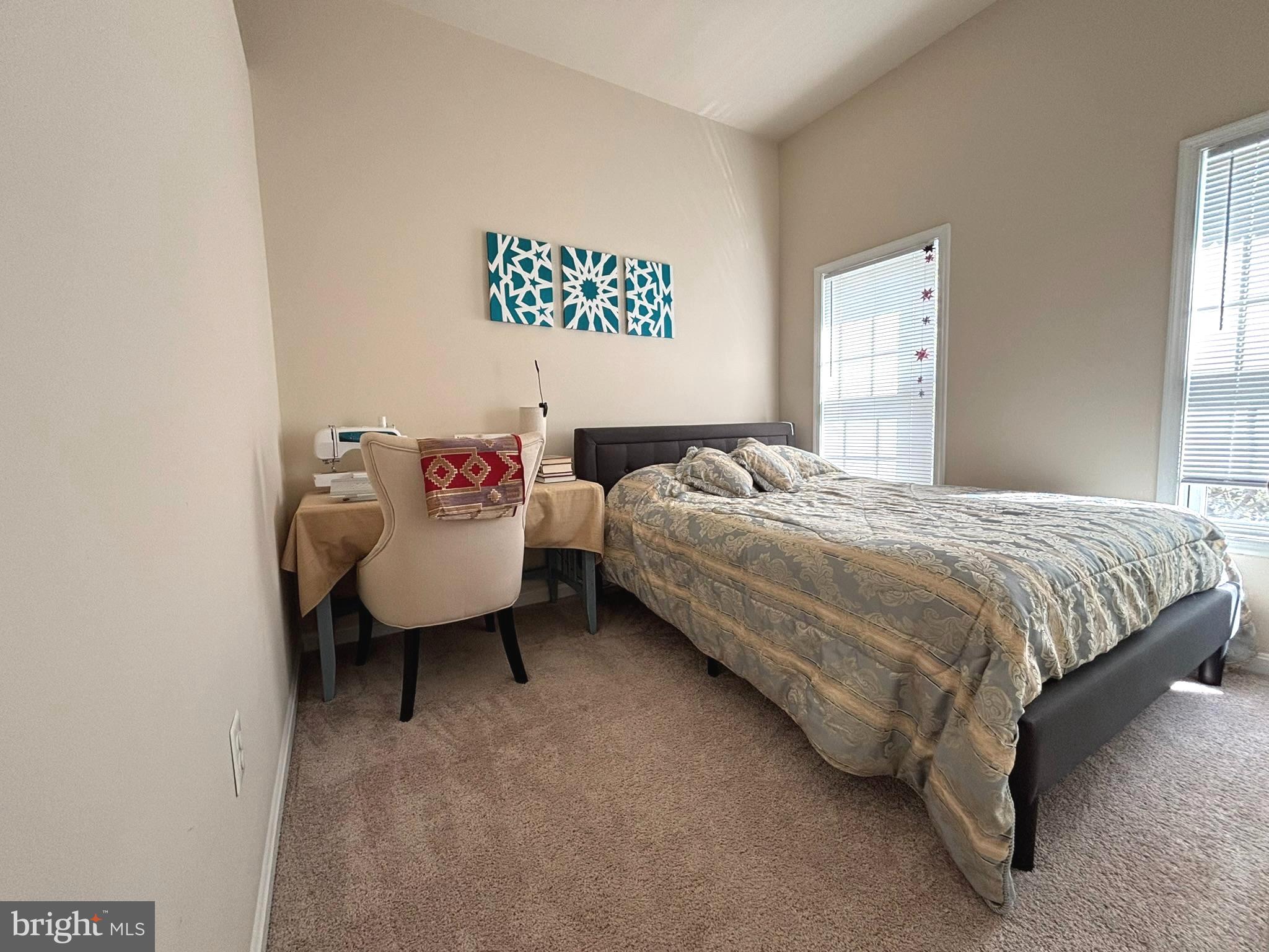 KENSINGTON COURTS - Residential Lease