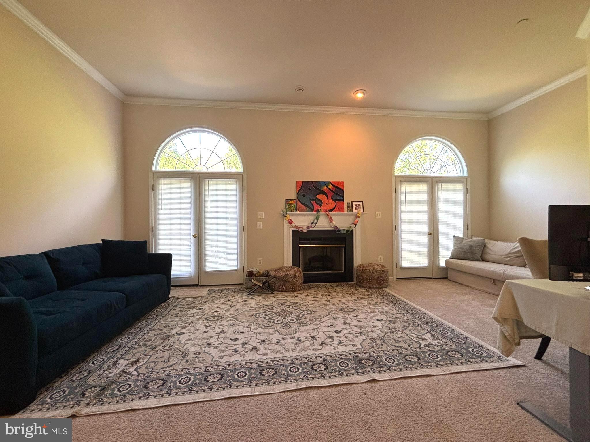 KENSINGTON COURTS - Residential Lease