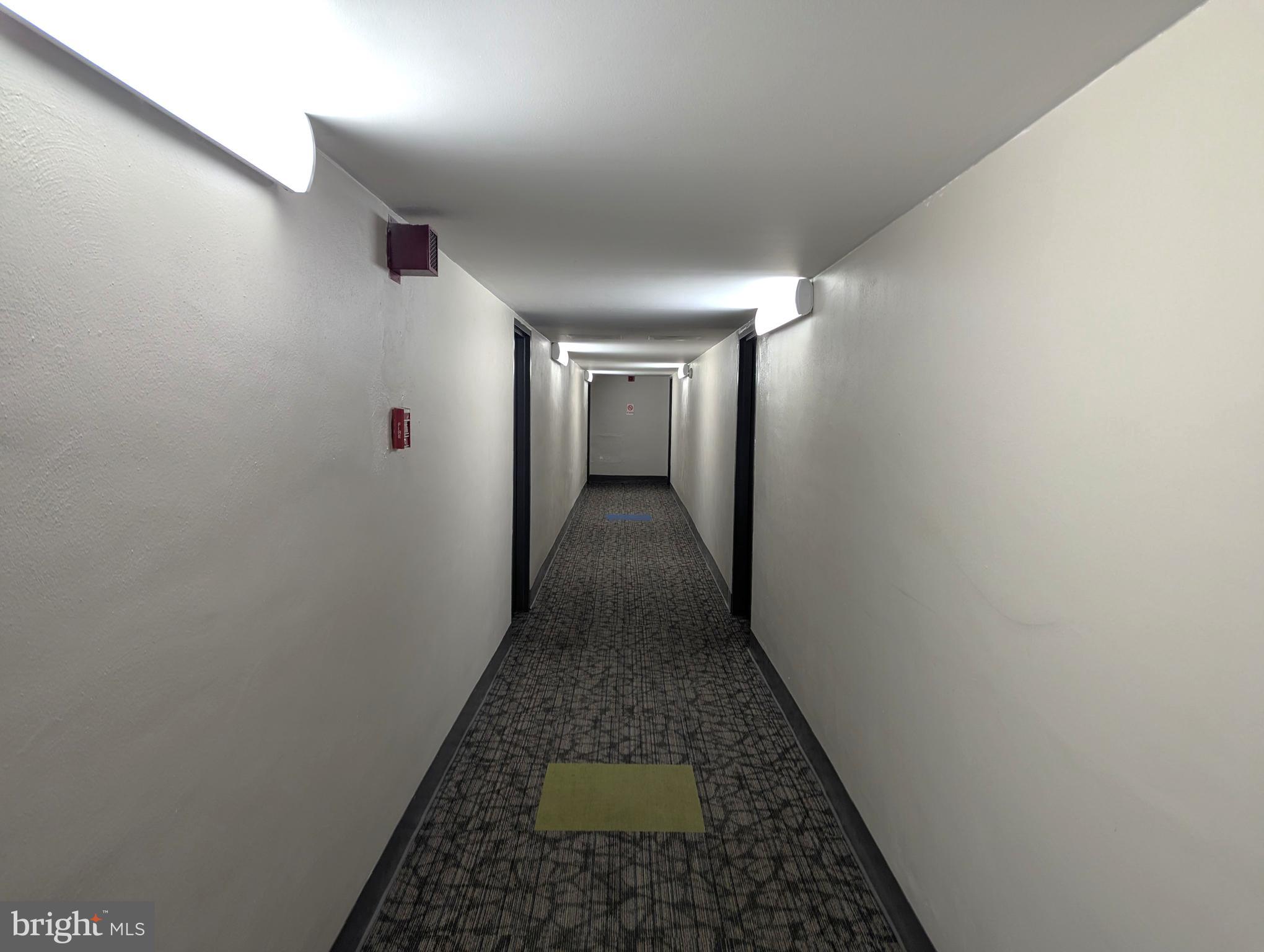 UNIVERSITY TOWERS - Residential