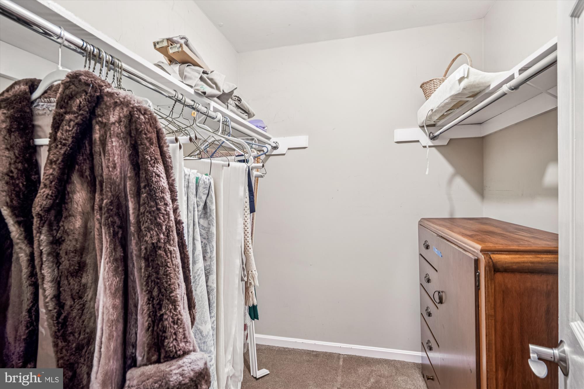 LAVALL WOODS - Residential