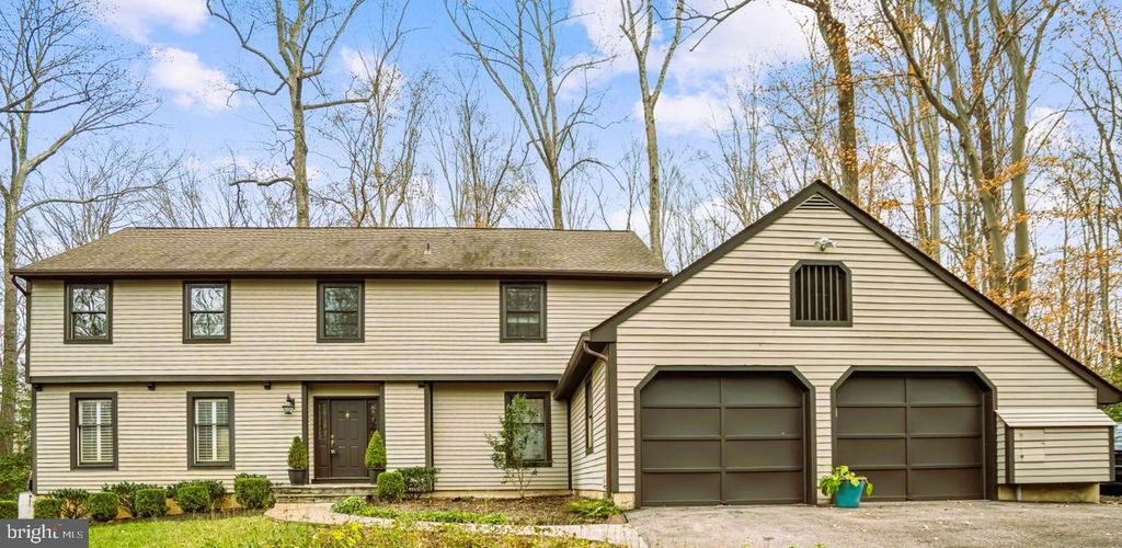 Photo of 2545 Lavall Court, DAVIDSONVILLE, MD 21035 (MLS # MDAA2126992)