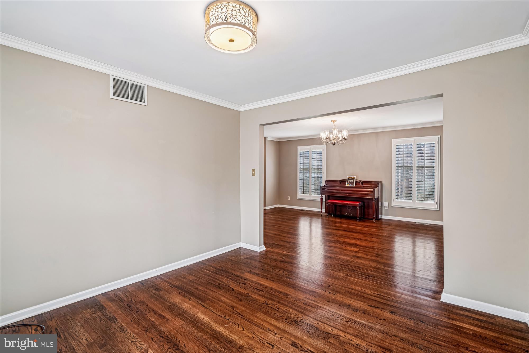 LAVALL WOODS - Residential