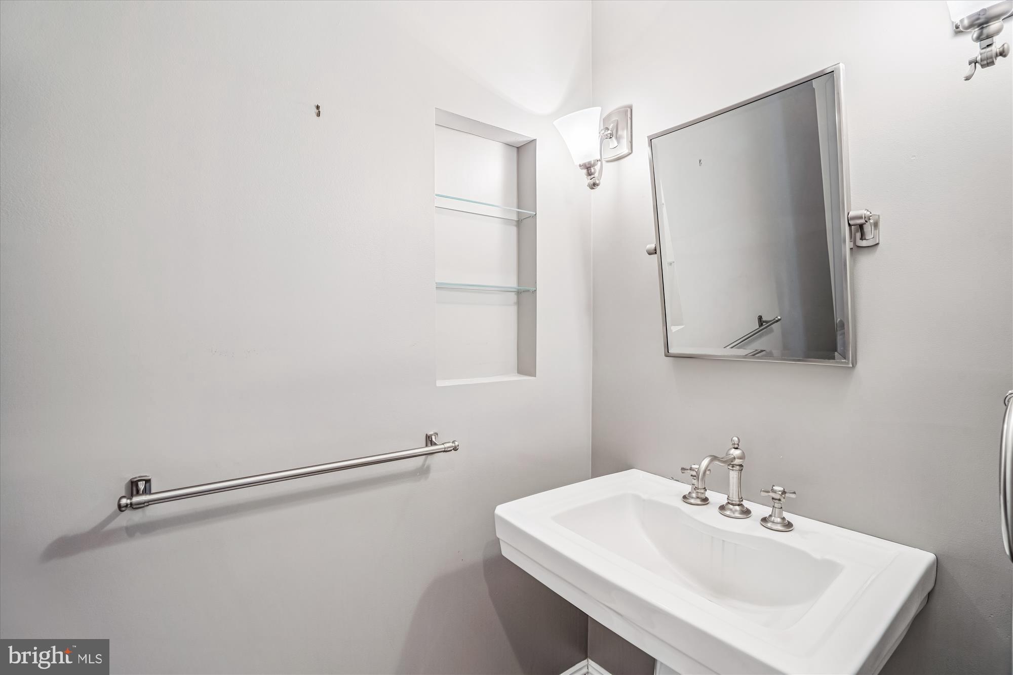 LAVALL WOODS - Residential