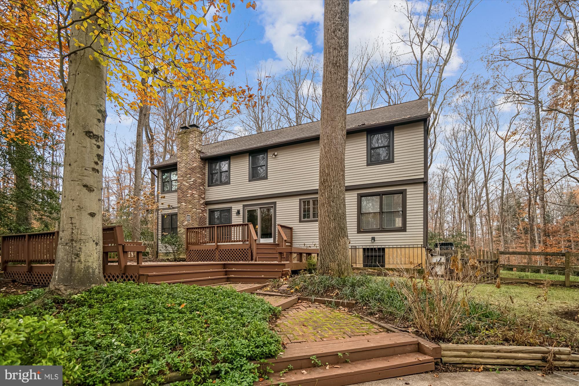 LAVALL WOODS - Residential