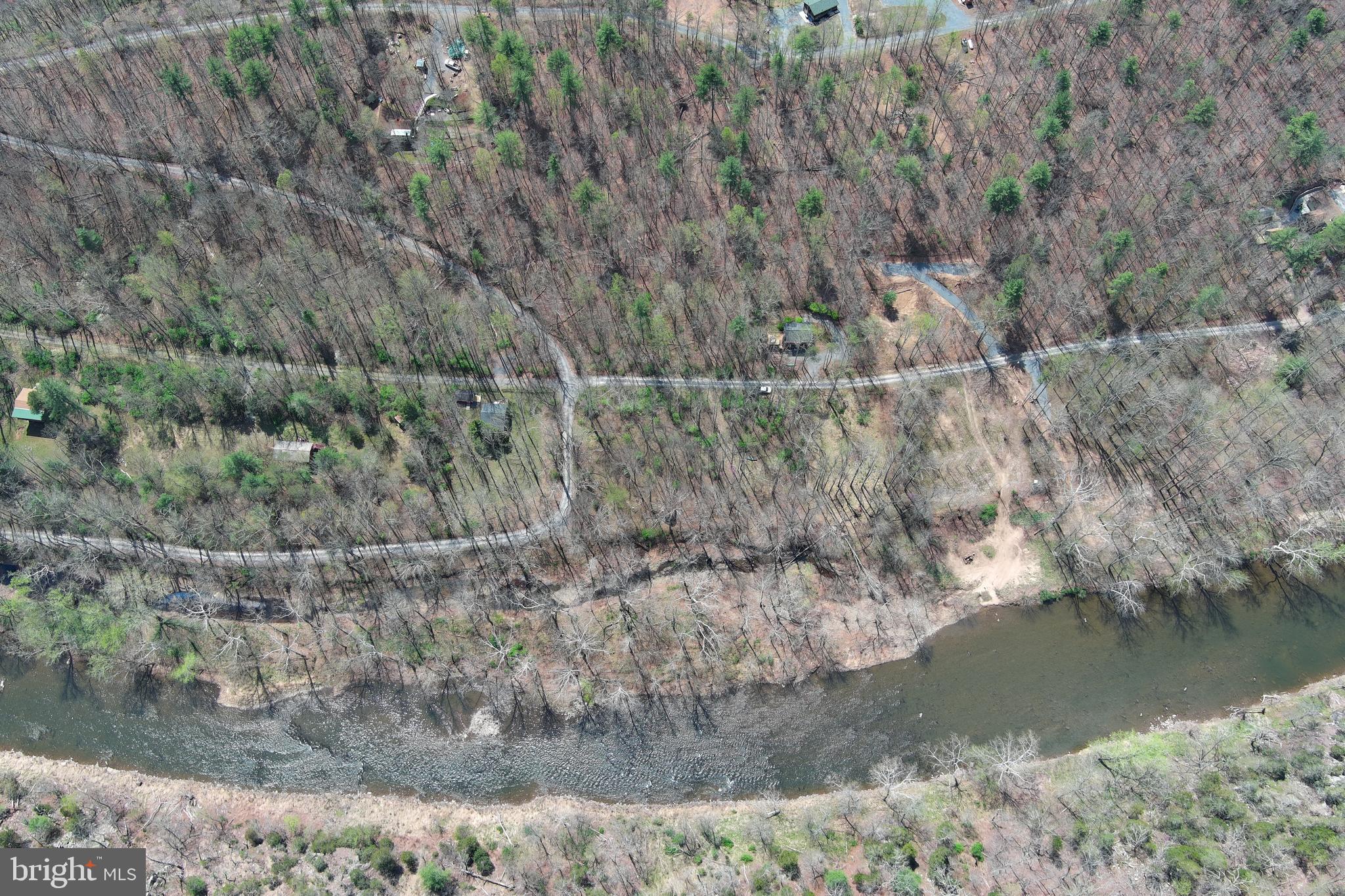 CACAPON HILLS - Land