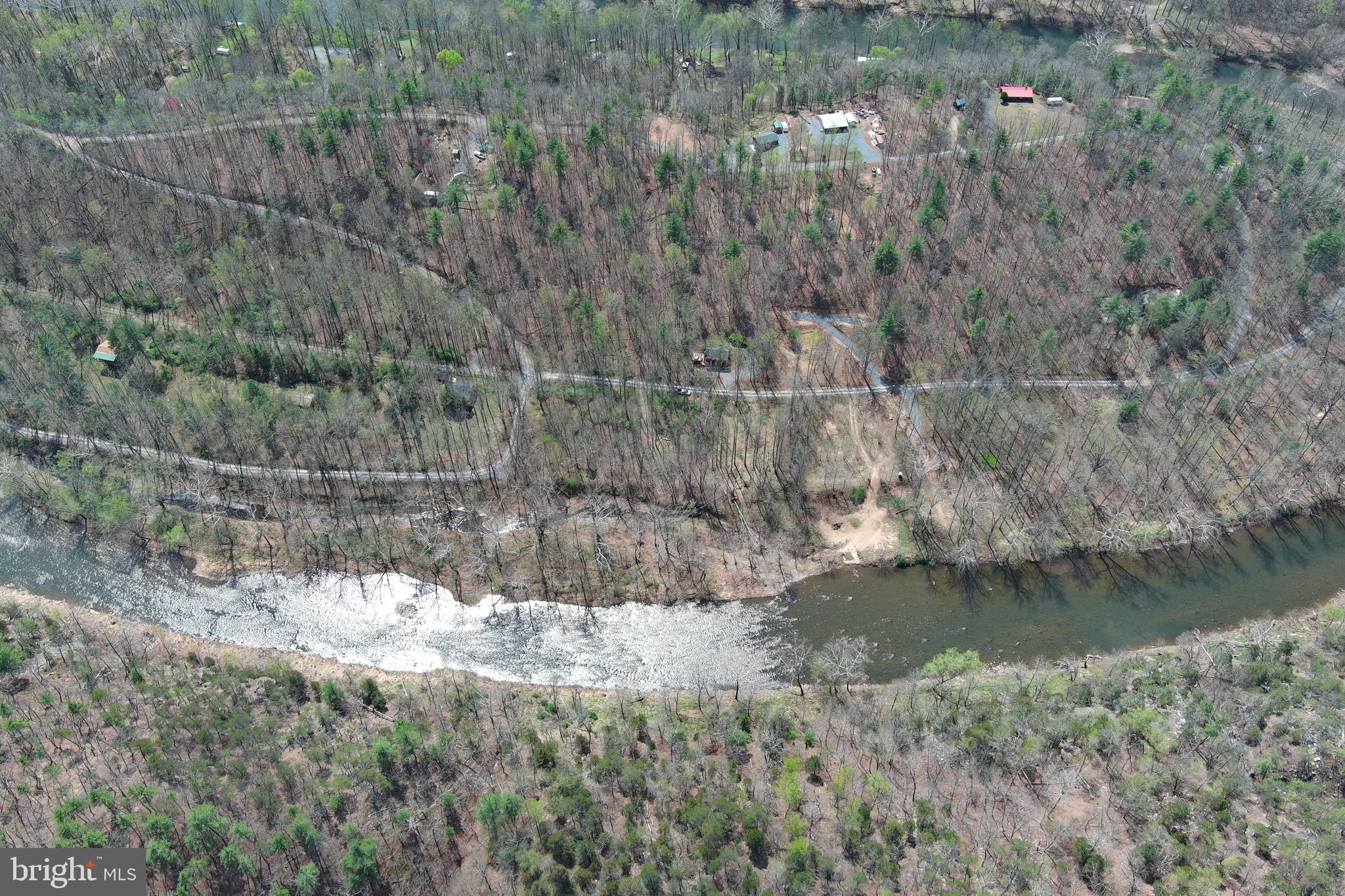 CACAPON HILLS - Land