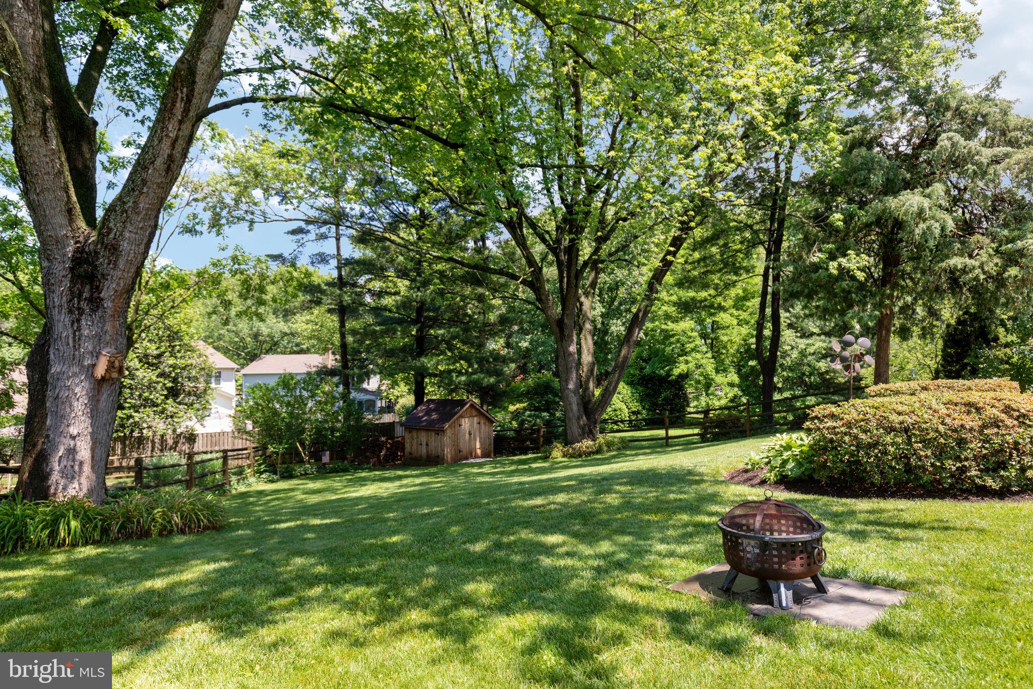 BURKE CENTRE - Residential