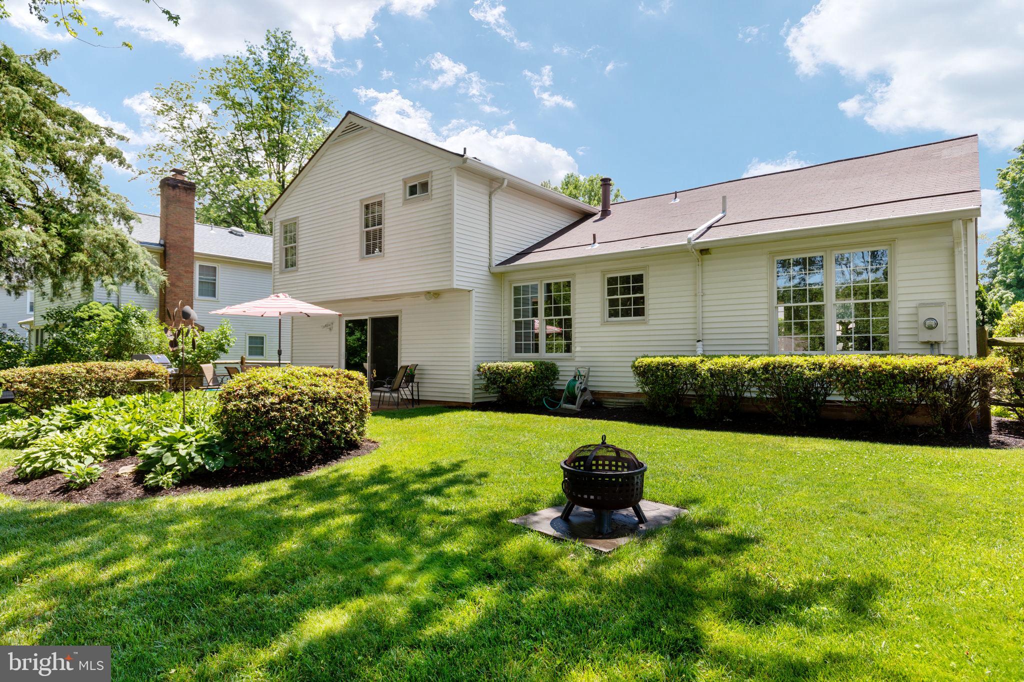 BURKE CENTRE - Residential