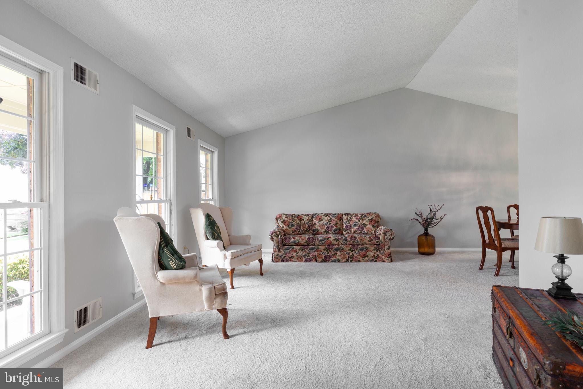 BURKE CENTRE - Residential