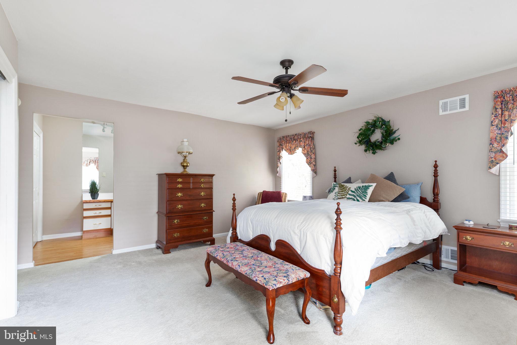 BURKE CENTRE - Residential