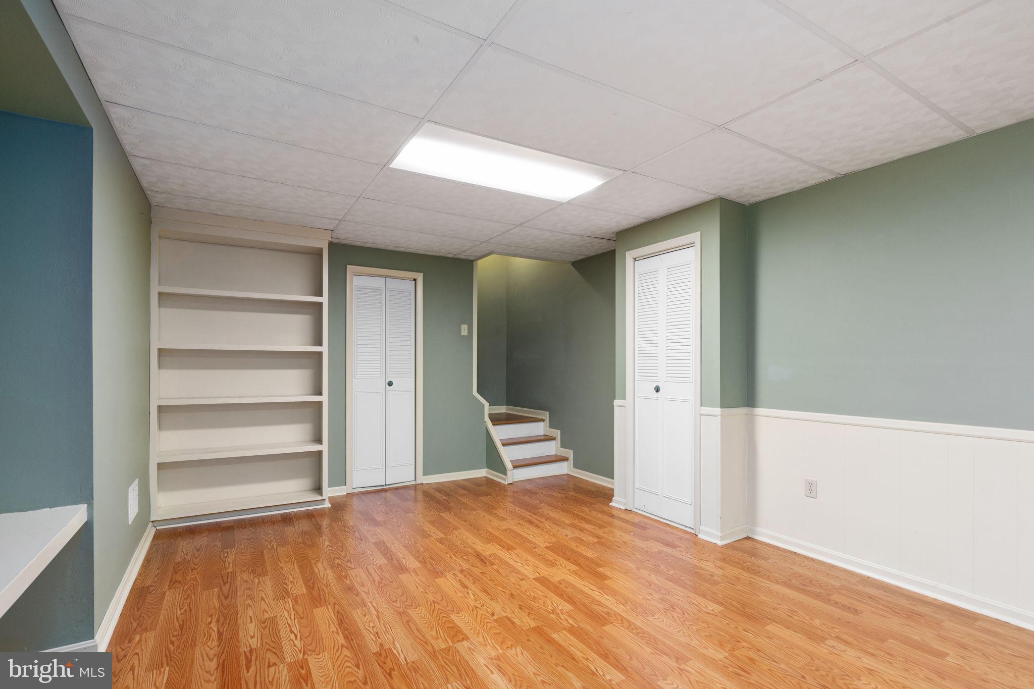 BURKE CENTRE - Residential