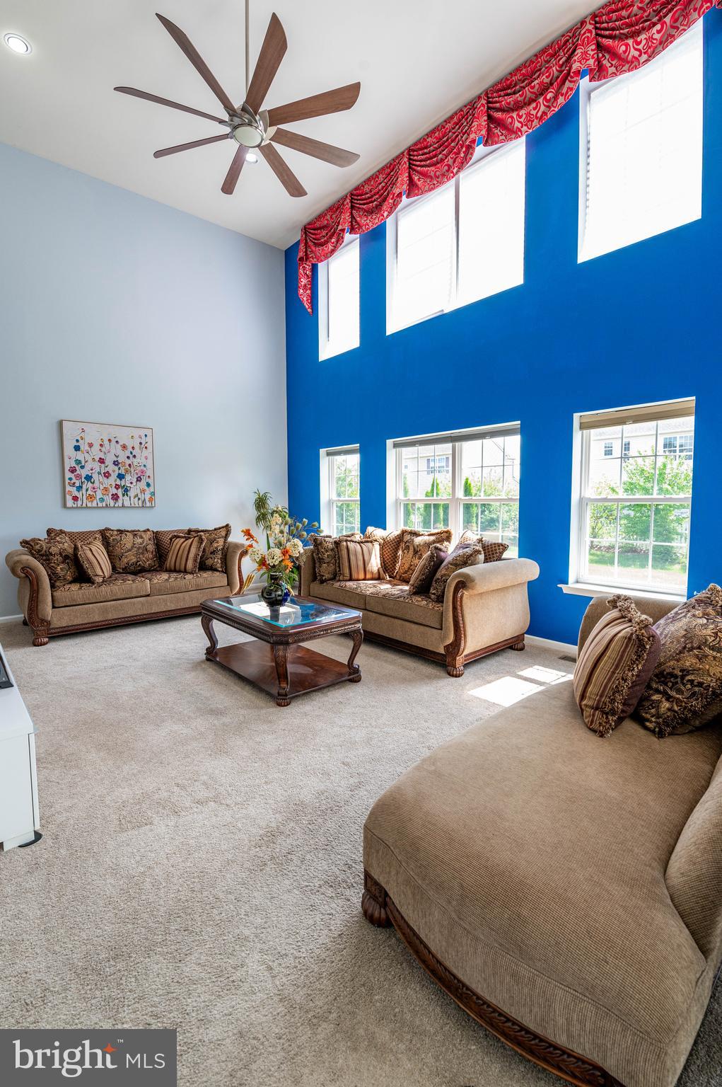 1692 WINDMILL LANE