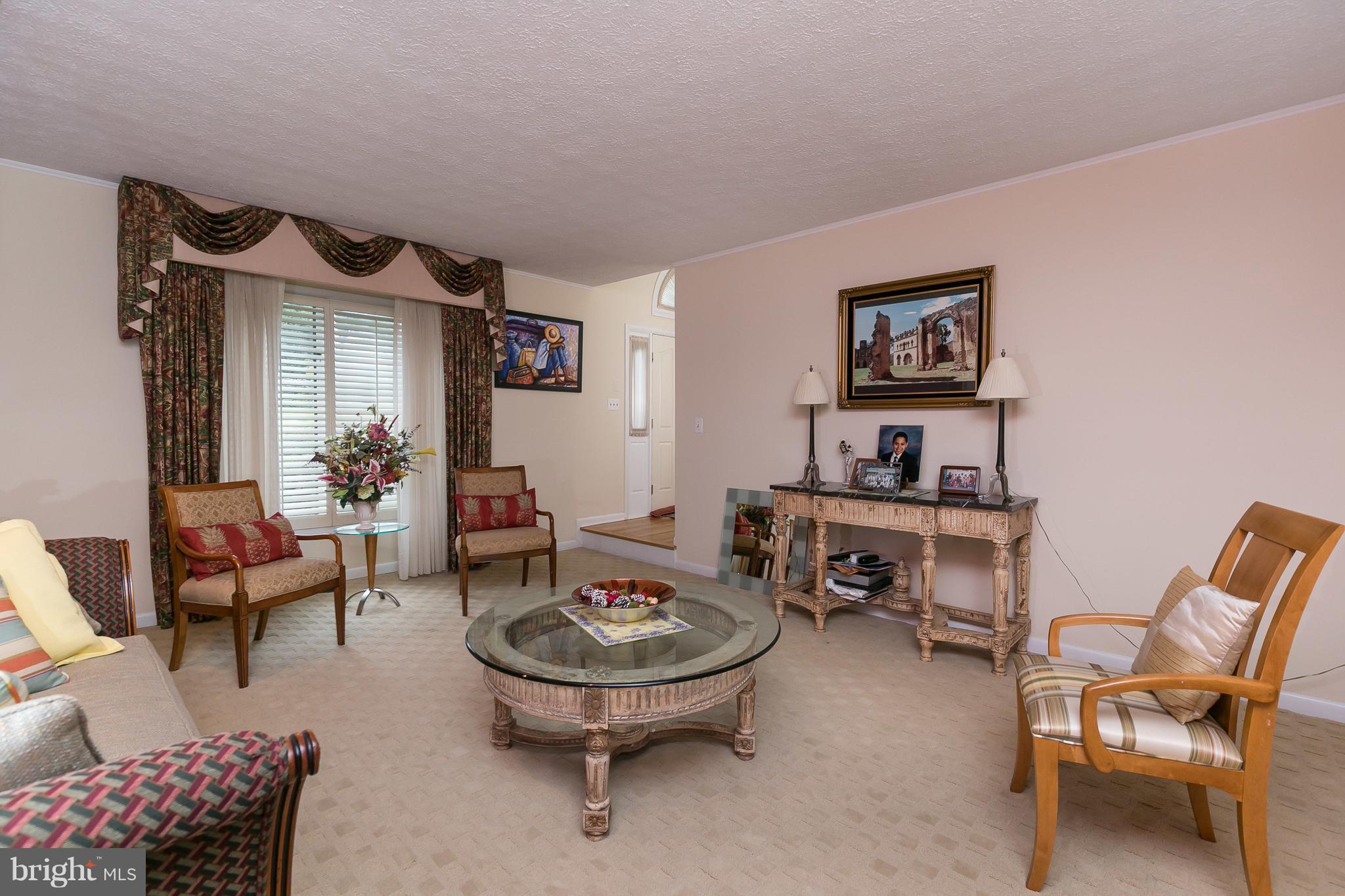 FIVE SPRINGS - Residential Lease