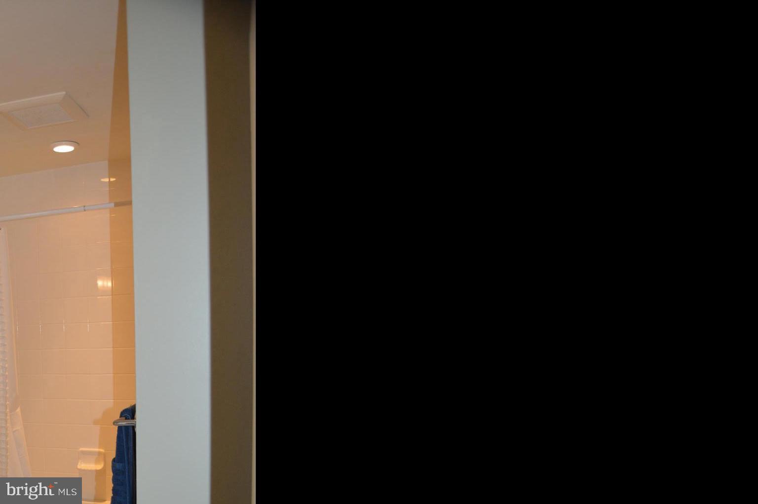 SLEEPY HOLLOW MANOR - Residential Lease