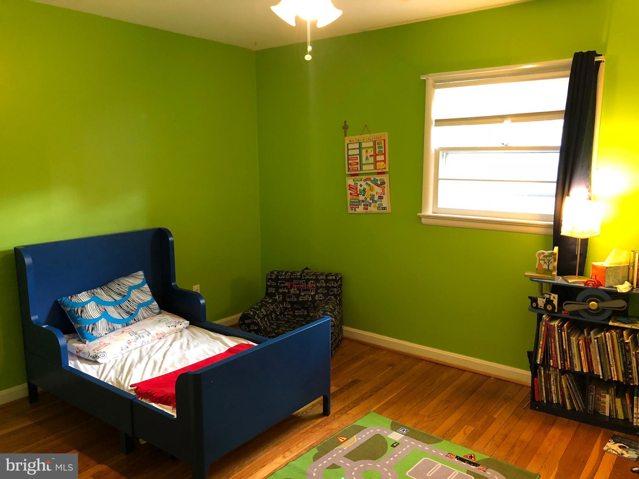 SLEEPY HOLLOW MANOR - Residential Lease