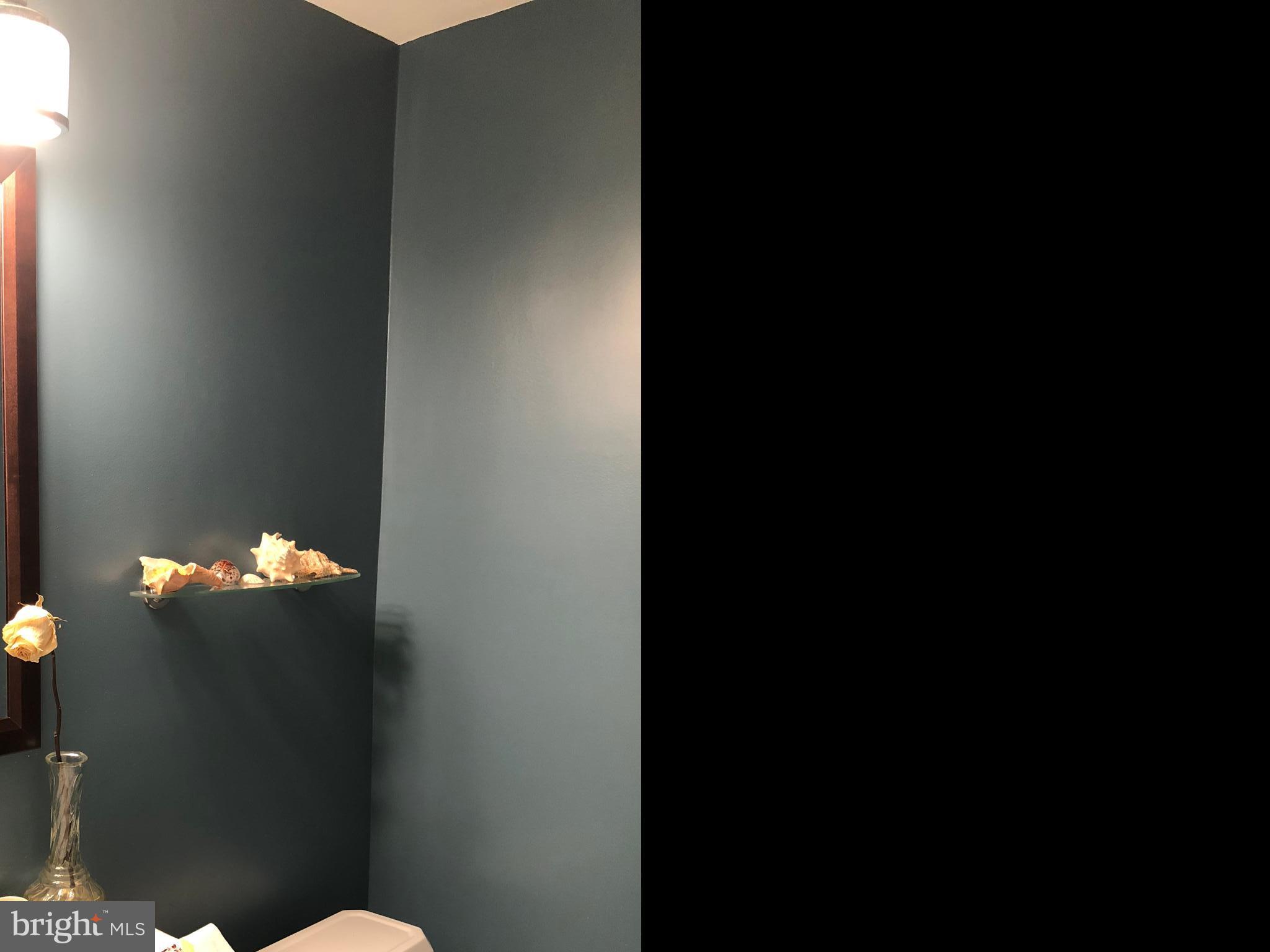 SLEEPY HOLLOW MANOR - Residential Lease