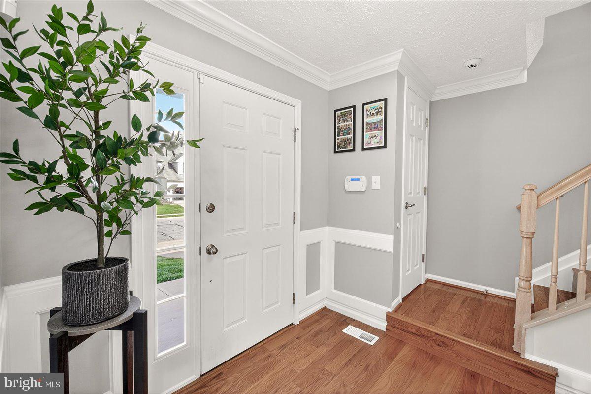 MONARCH RIDGE - Residential