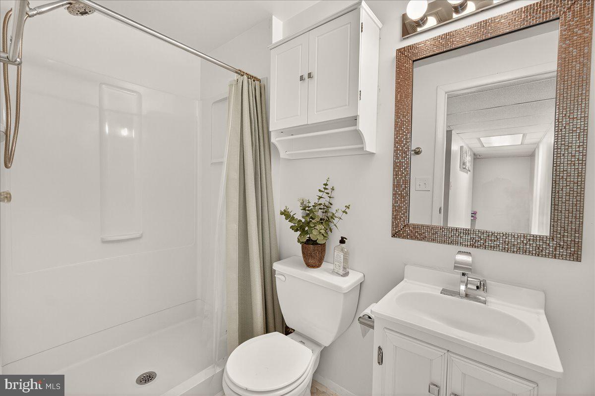 MONARCH RIDGE - Residential