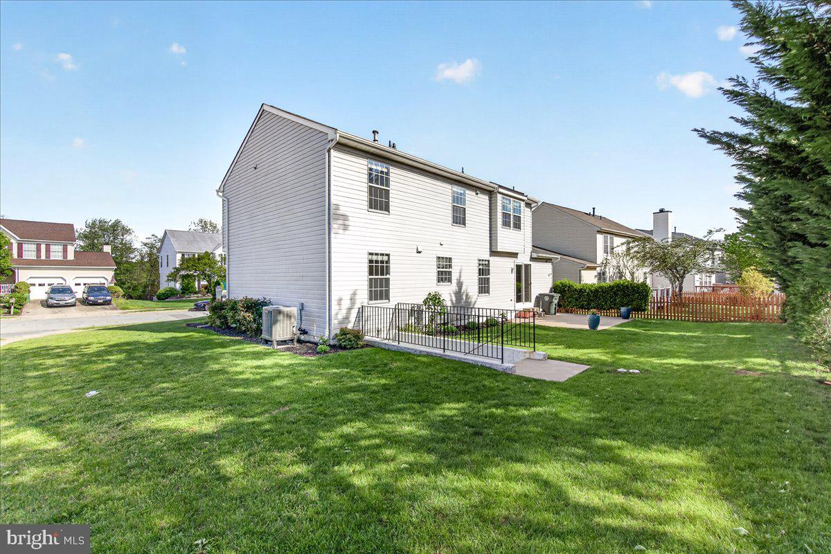 MONARCH RIDGE - Residential