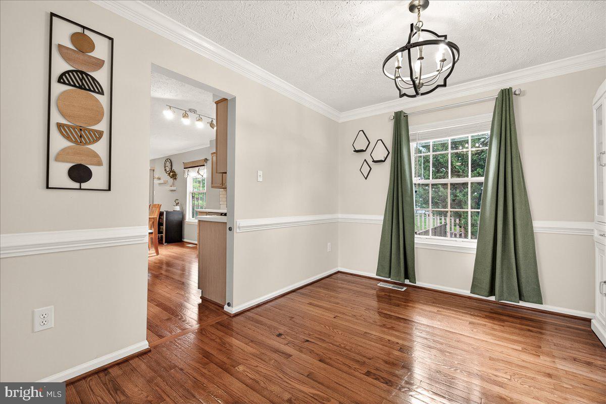 MONARCH RIDGE - Residential