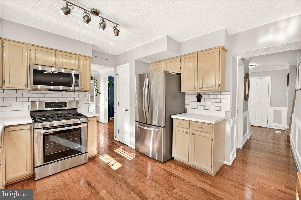 MONARCH RIDGE - Residential