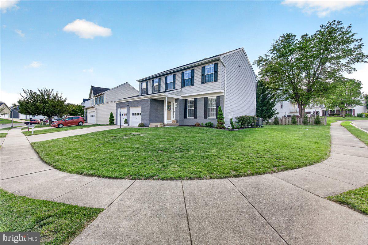 MONARCH RIDGE - Residential