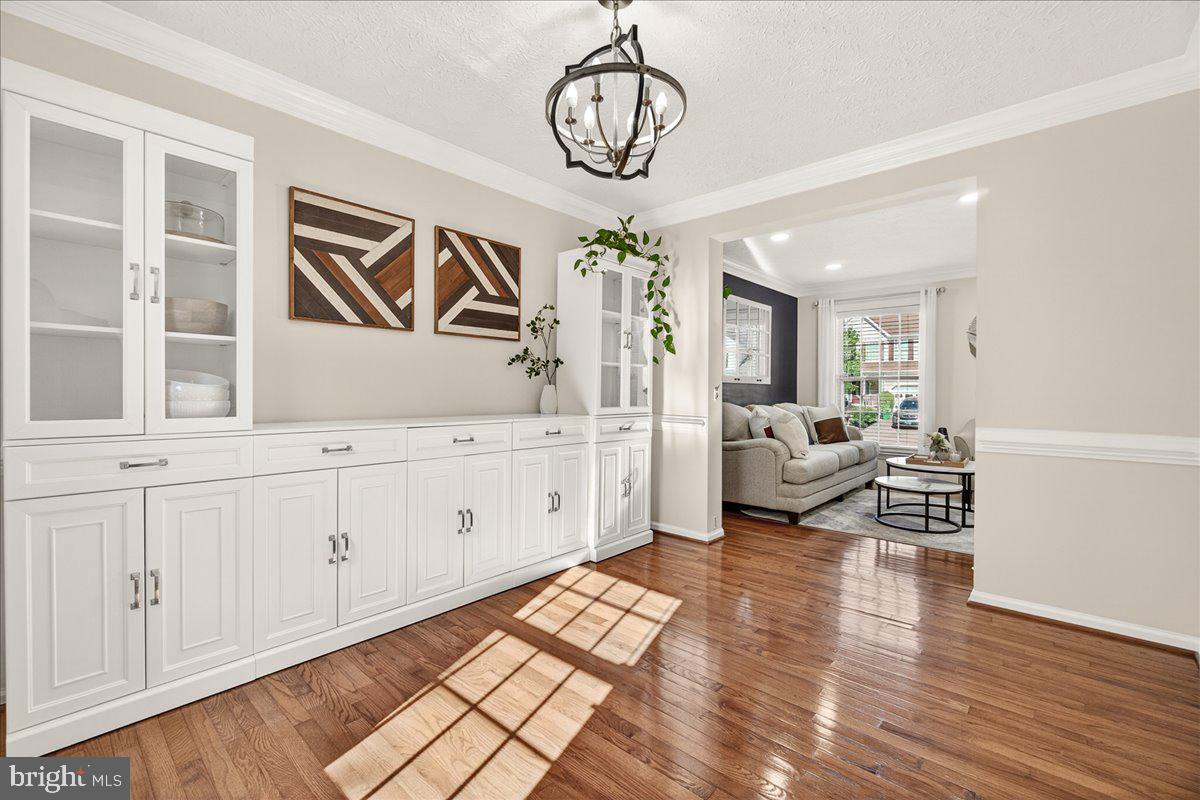 MONARCH RIDGE - Residential
