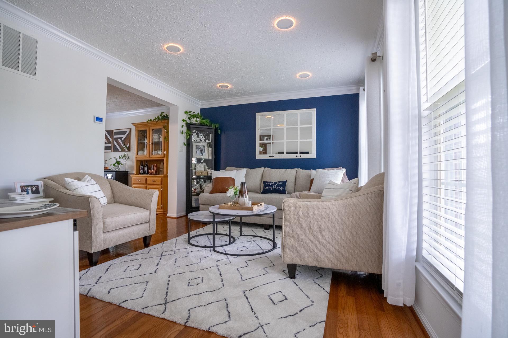 MONARCH RIDGE - Residential
