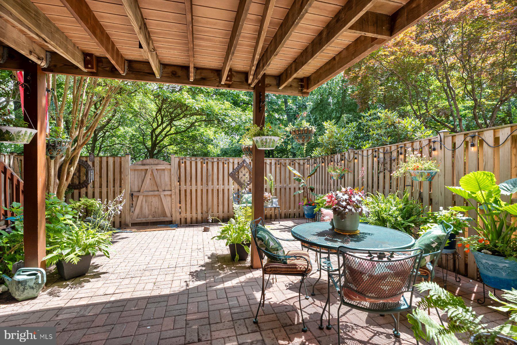 CHAPEL HILL - Residential