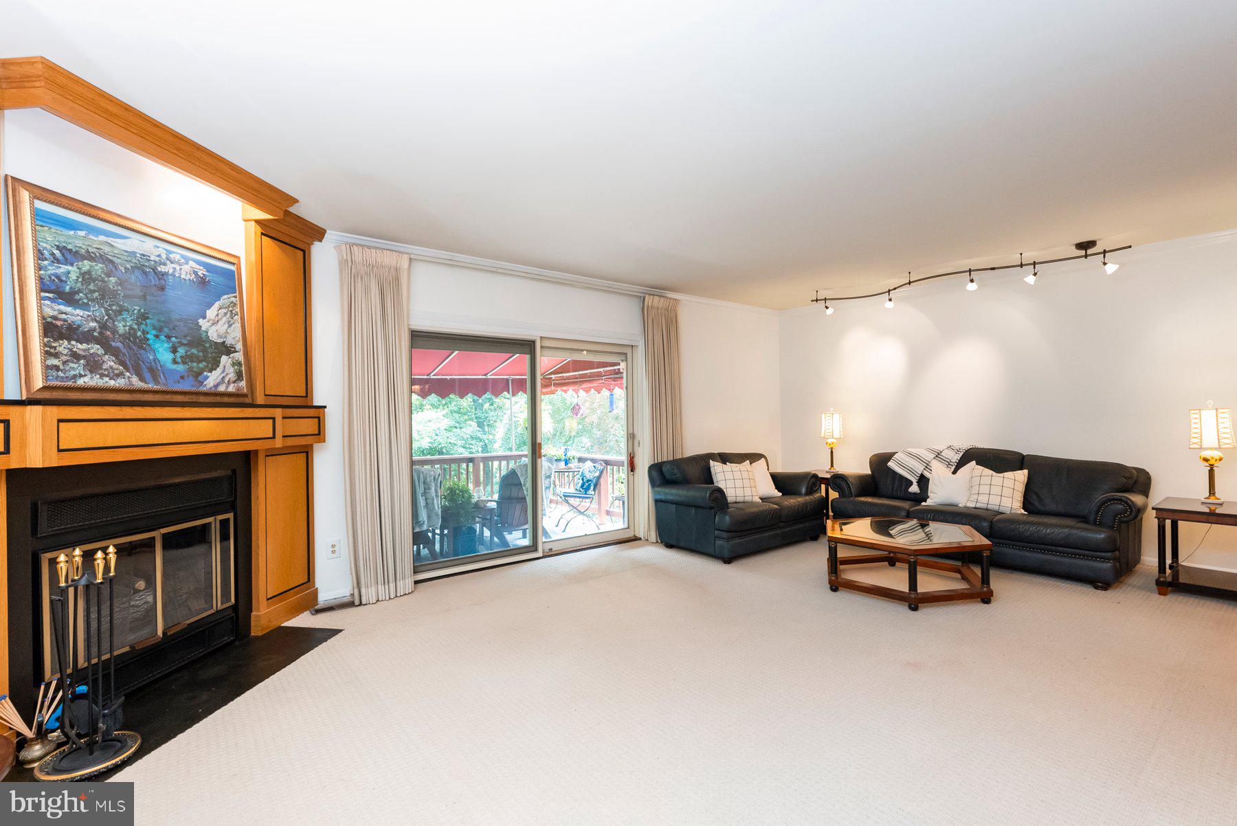 CHAPEL HILL - Residential