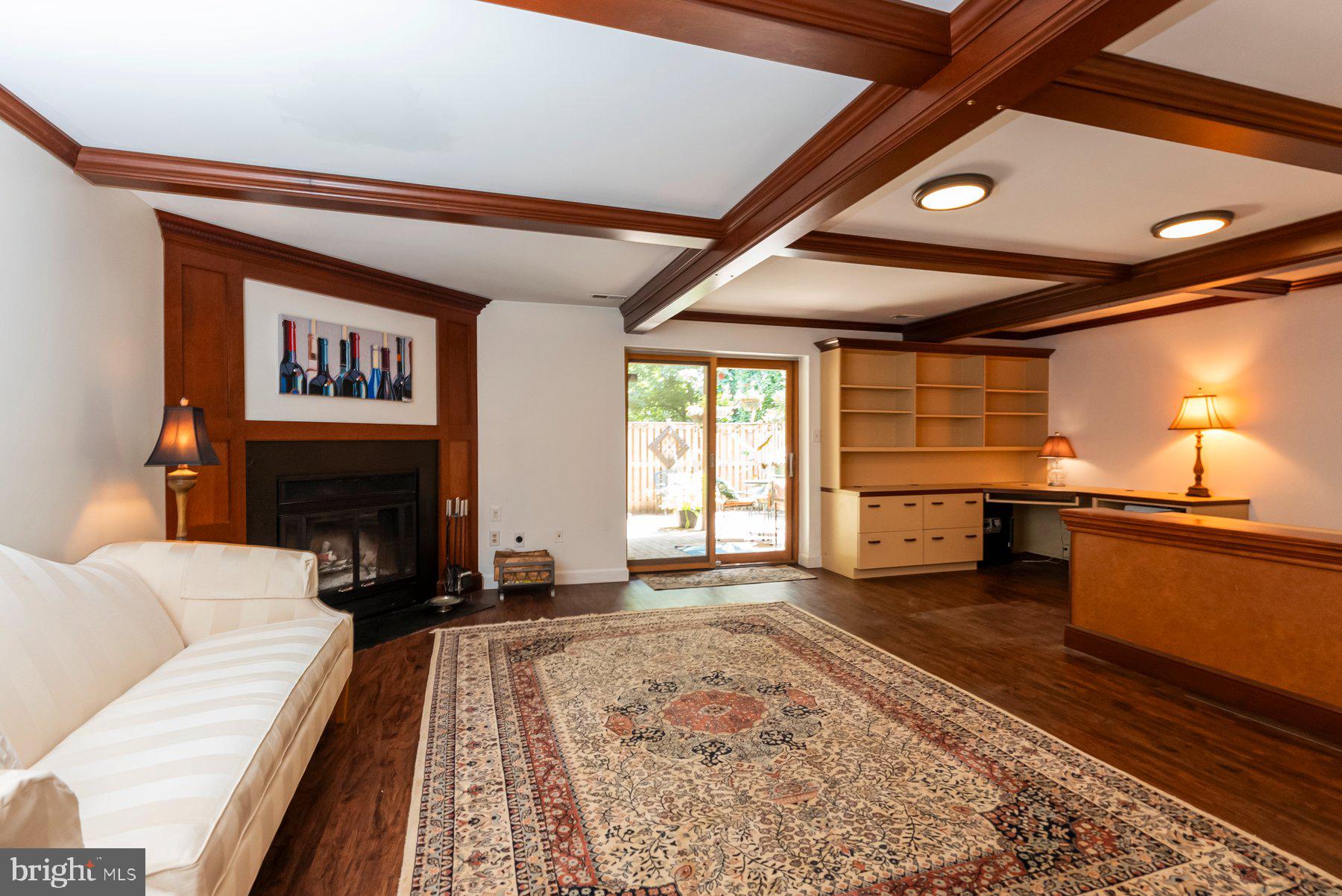 CHAPEL HILL - Residential