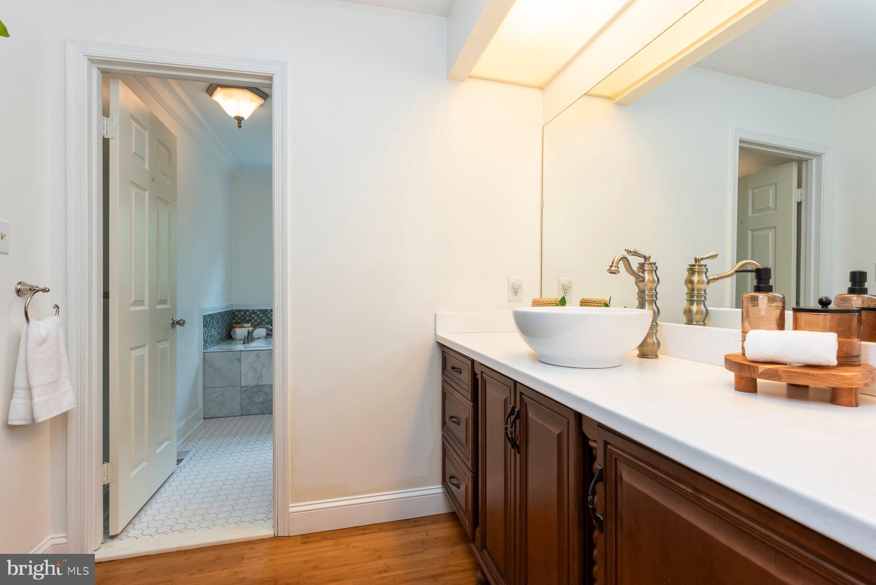 CHAPEL HILL - Residential