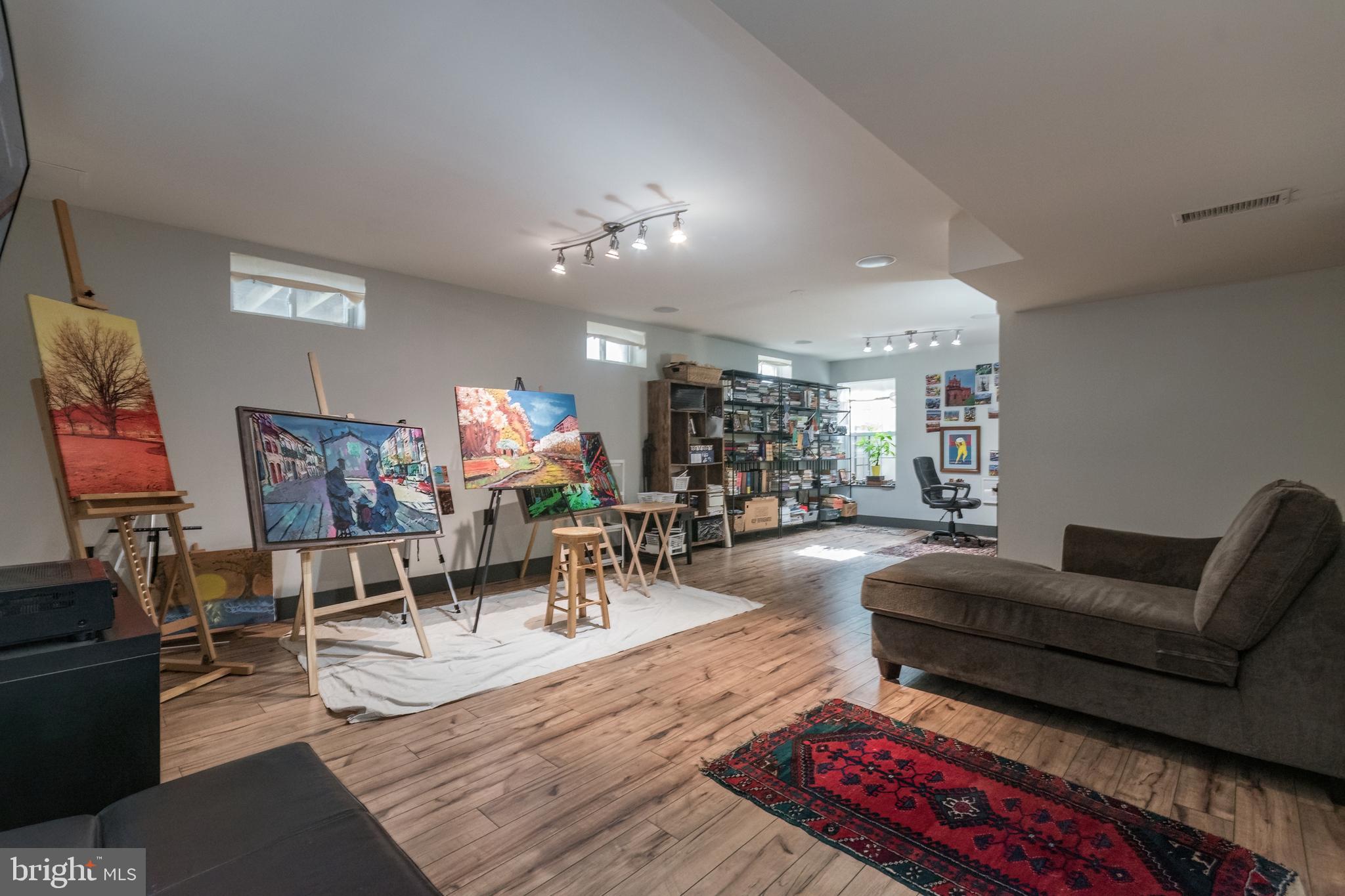 HUNTFIELD - Residential