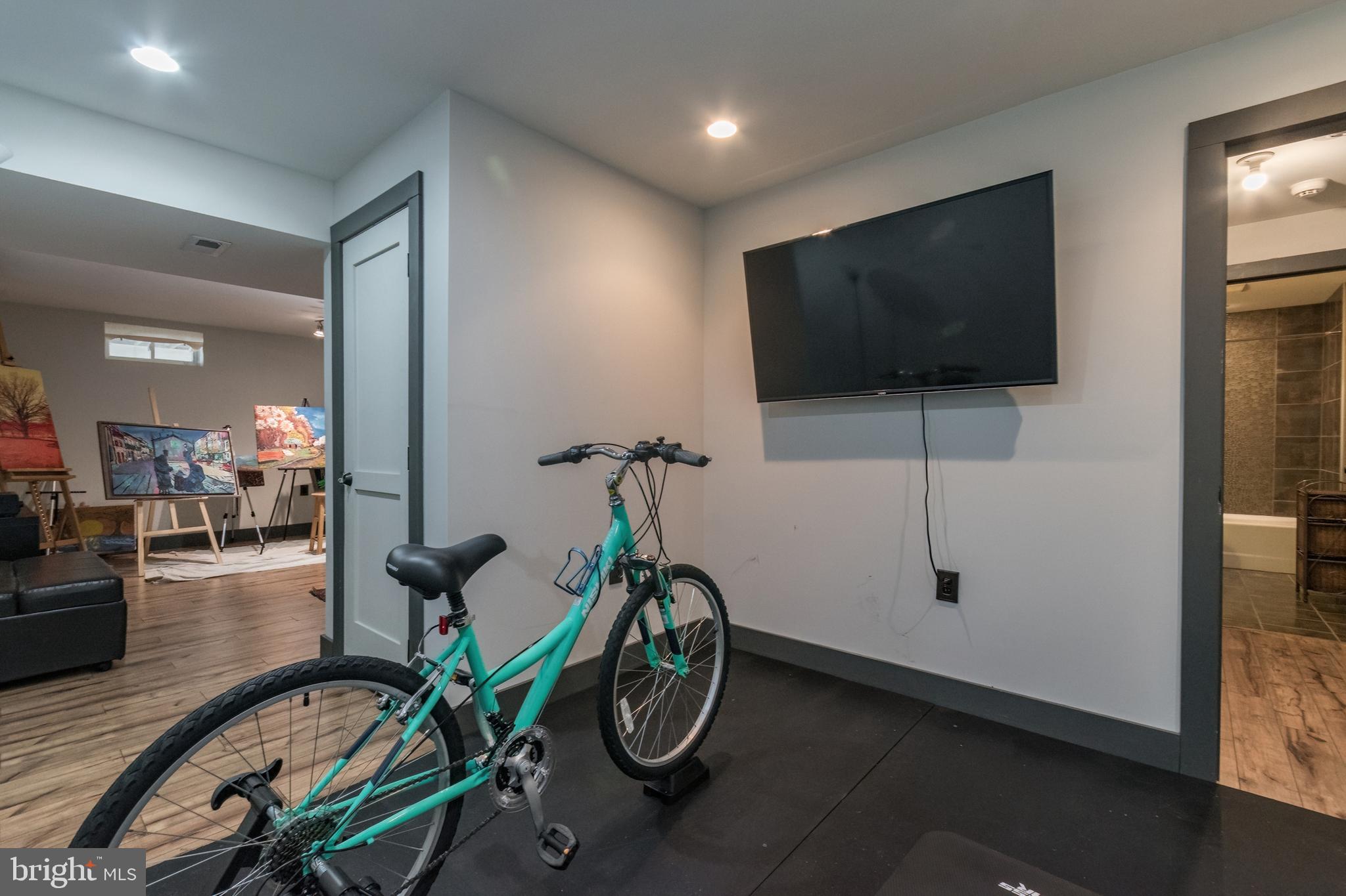 HUNTFIELD - Residential