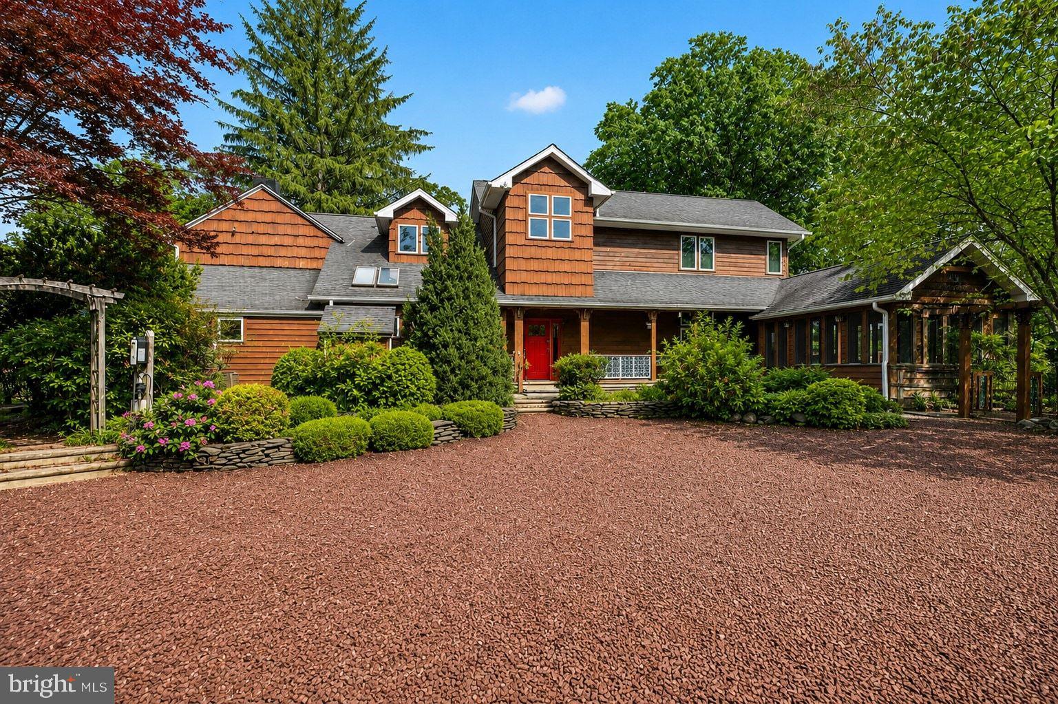 498 PERRINEVILLE ROAD