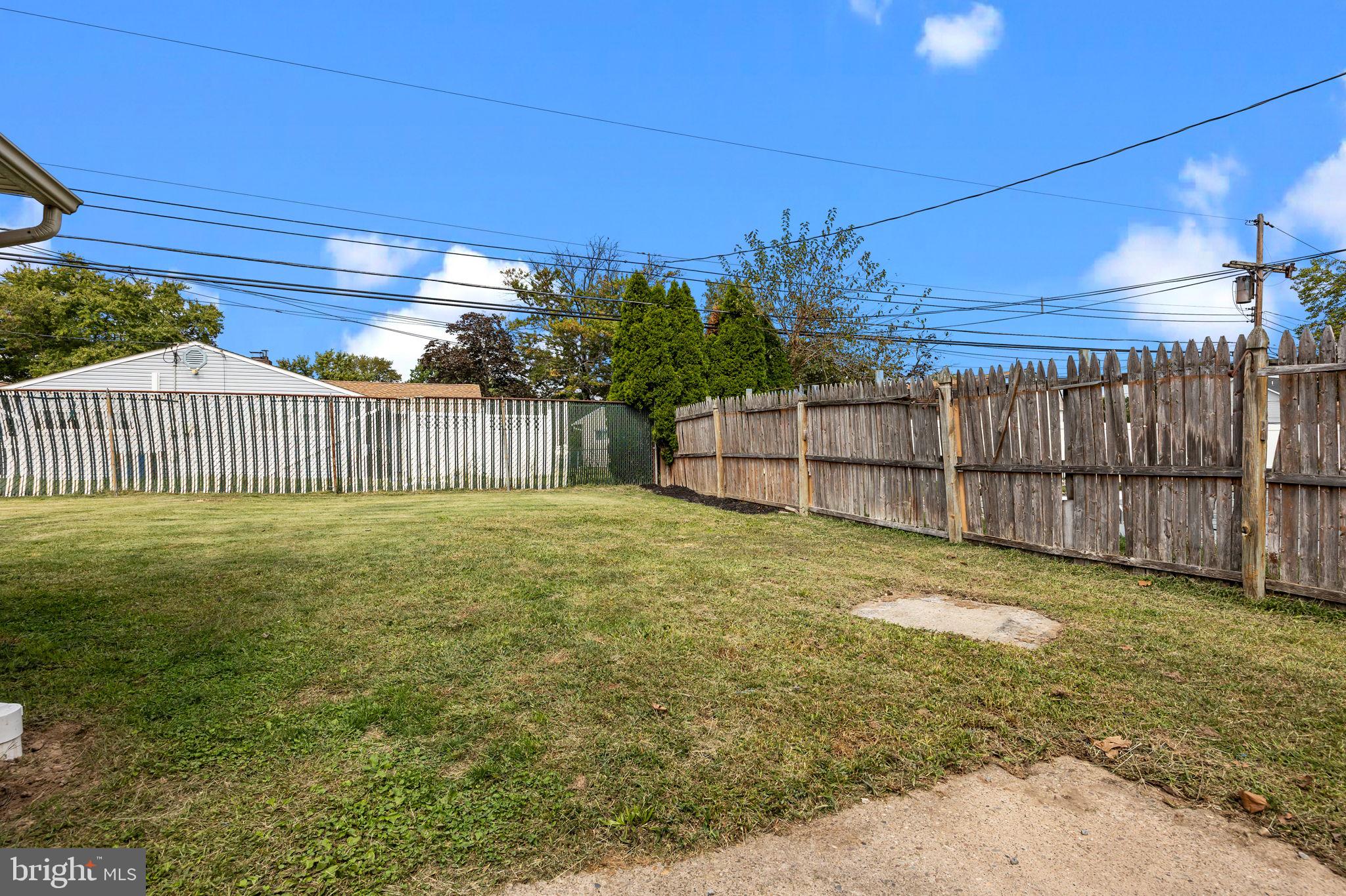 ELDERBERRY POND - Residential