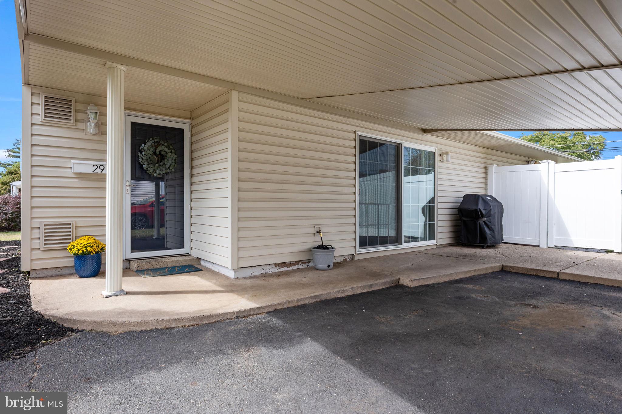 ELDERBERRY POND - Residential
