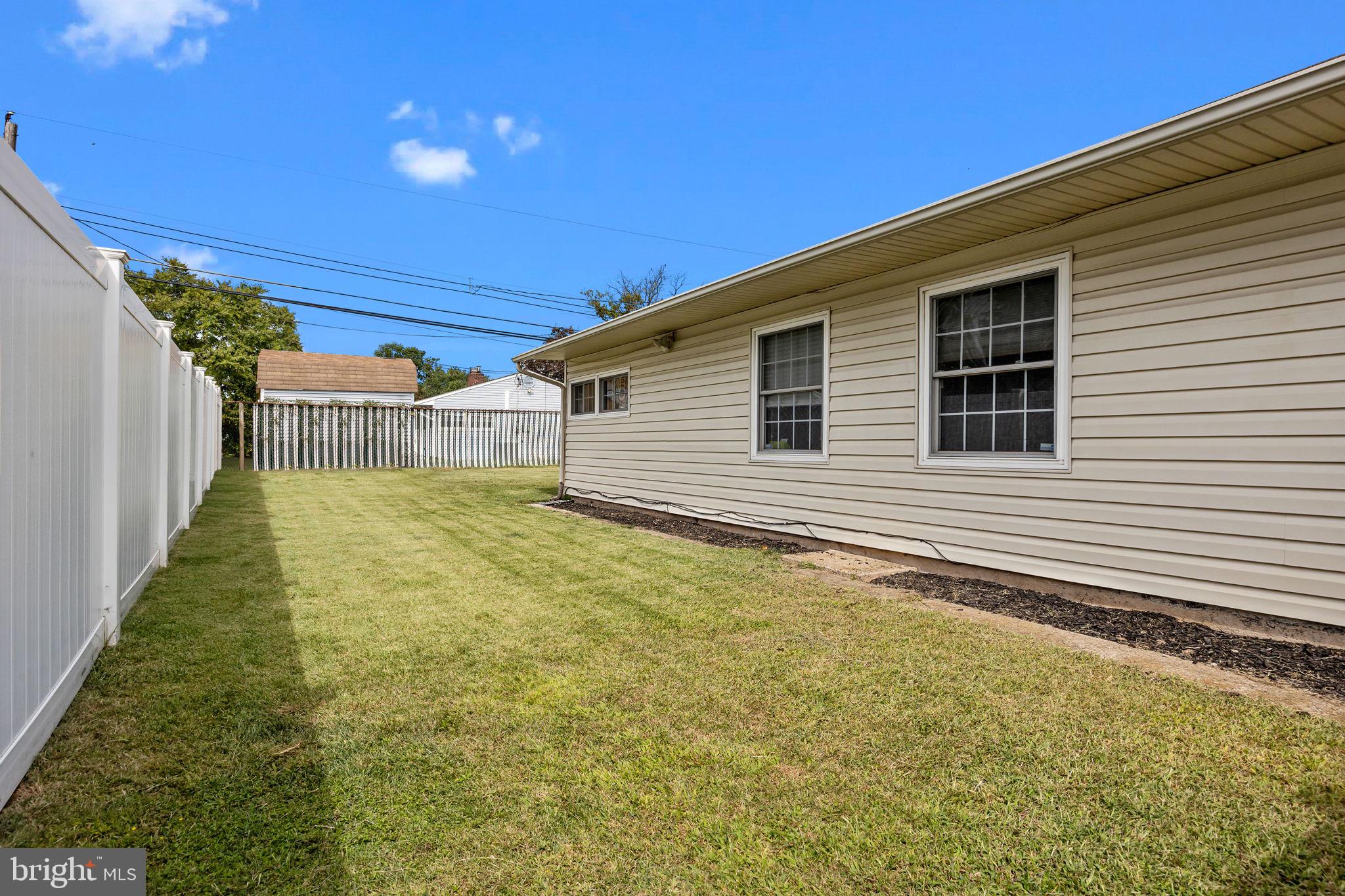 ELDERBERRY POND - Residential