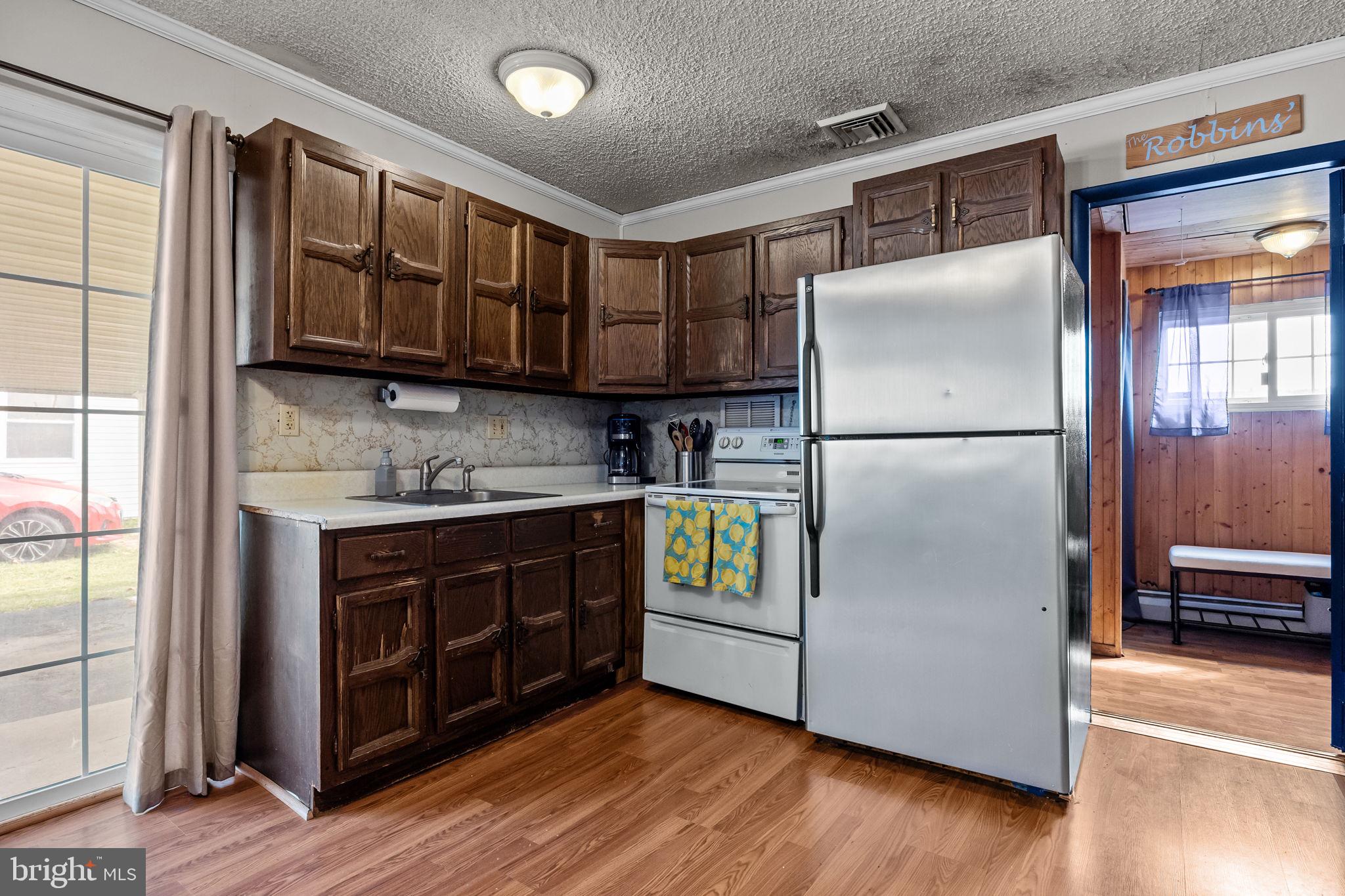 ELDERBERRY POND - Residential