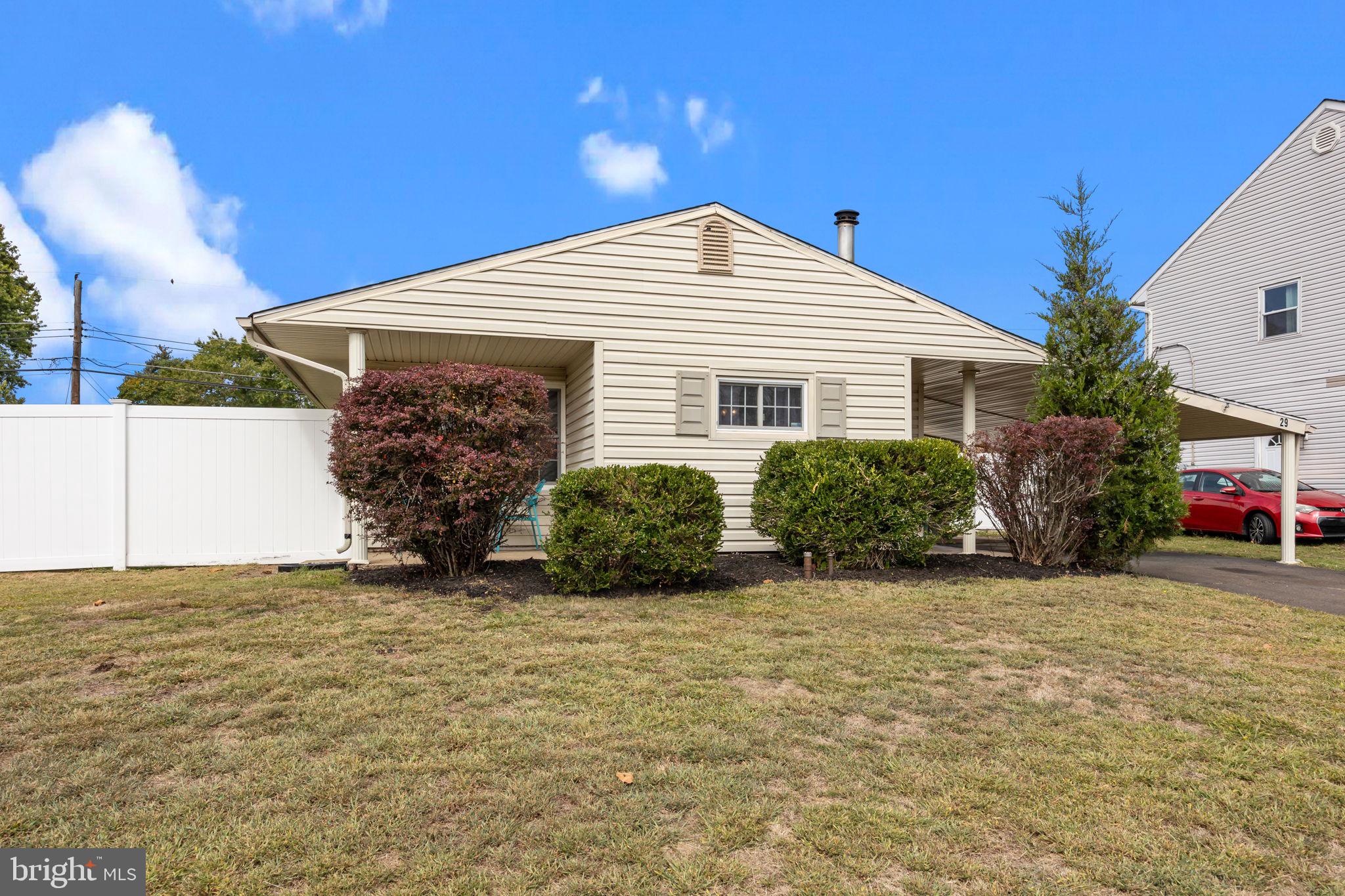 ELDERBERRY POND - Residential