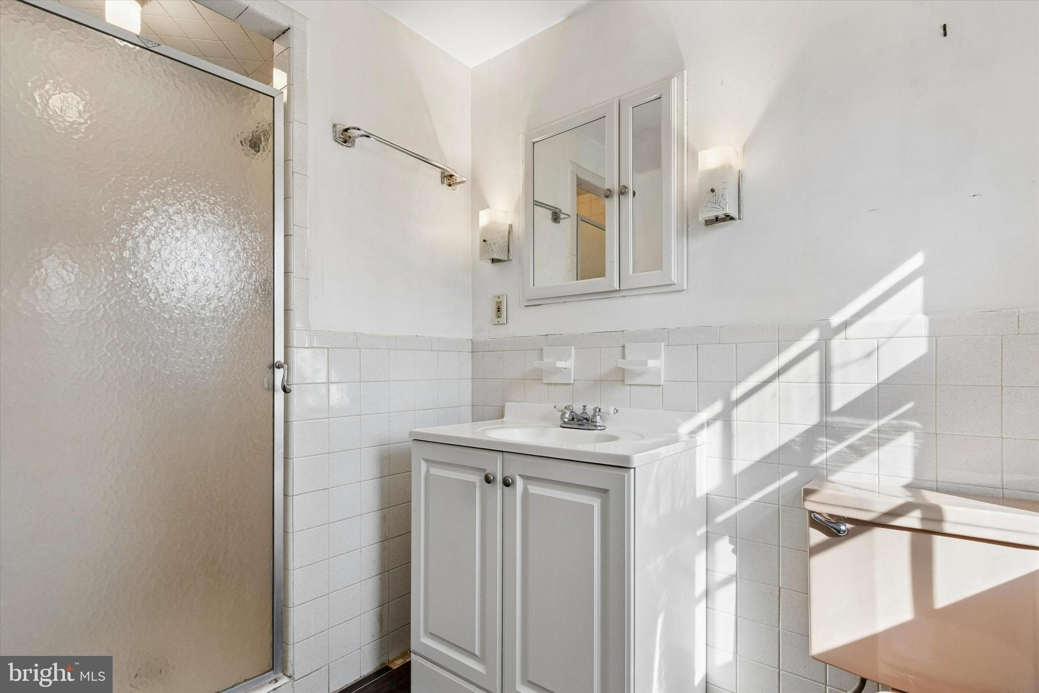 GLENHARDIE - Residential