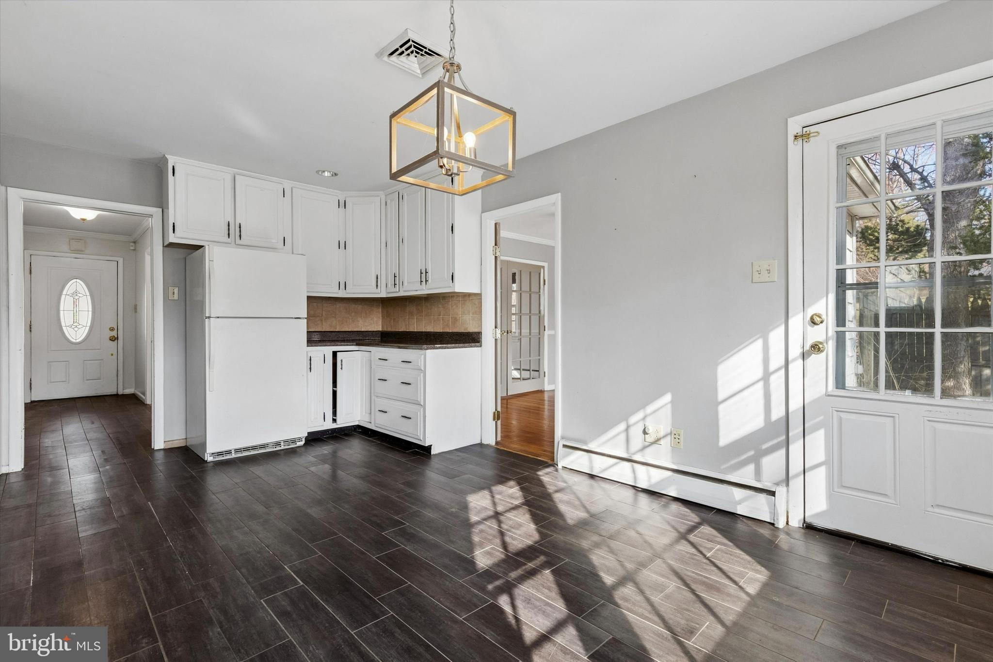 GLENHARDIE - Residential