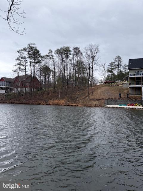 LAKE HOLIDAY ESTATES - Land