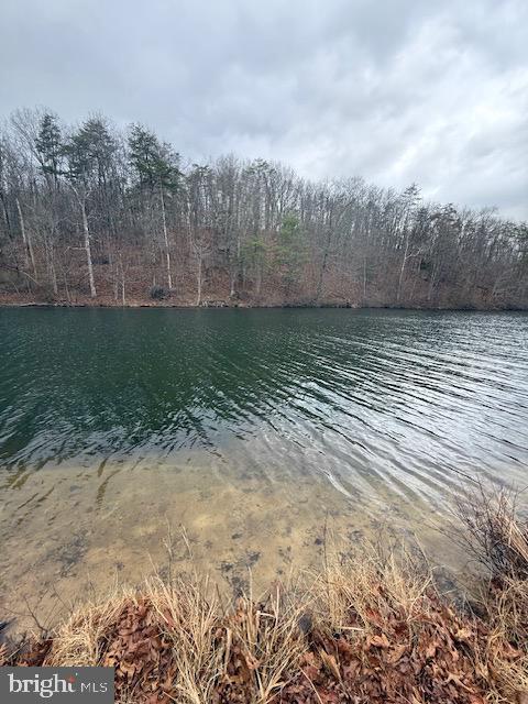 LAKE HOLIDAY ESTATES - Land