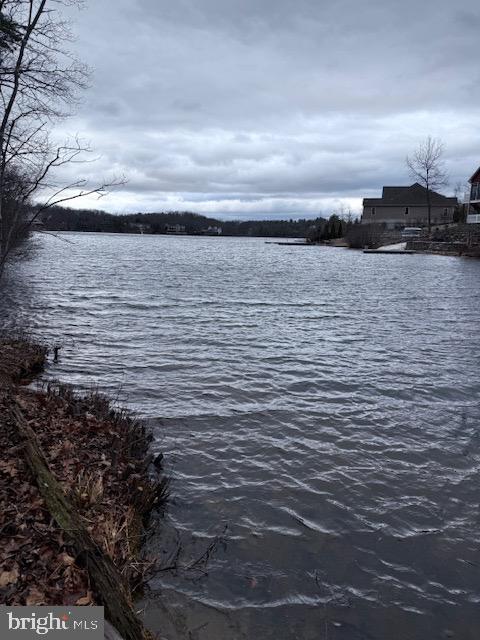 LAKE HOLIDAY ESTATES - Land